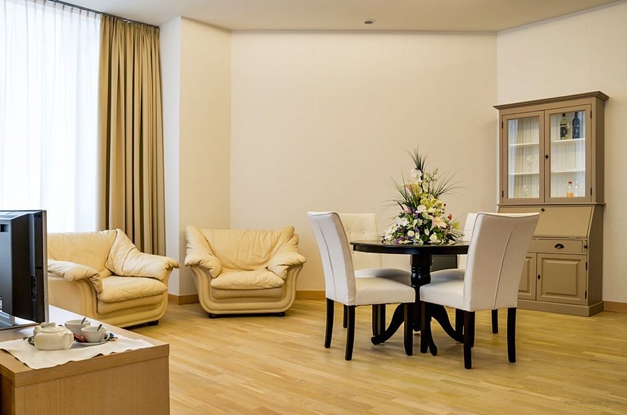 Hotel Islande With Free Parking Riga
