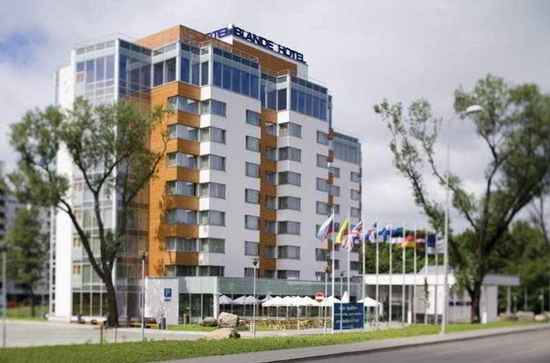 Hotel Islande With Free Parking 4*