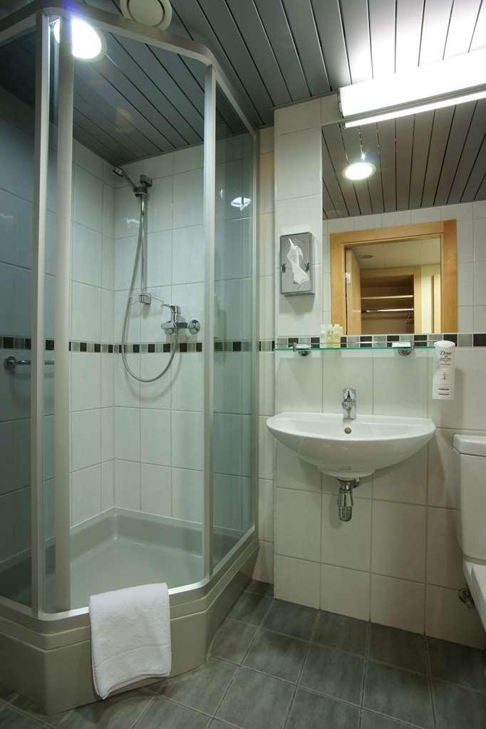 Islande With Free Parking Hotel 4*