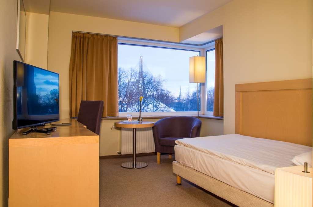 Islande With Free Parking Hotel Riga